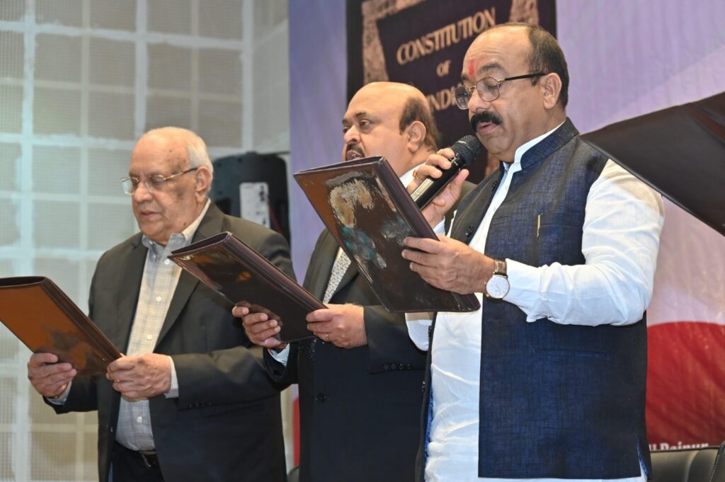 Dcgnews WhatsApp-Image-2024-11-27-at-3.45.06-PM-1024x681 'सीजी लर्न' लॉन्च छत्तीसगढ़ में विधि शिक्षा और शोध को मिलेगा नया आयाम