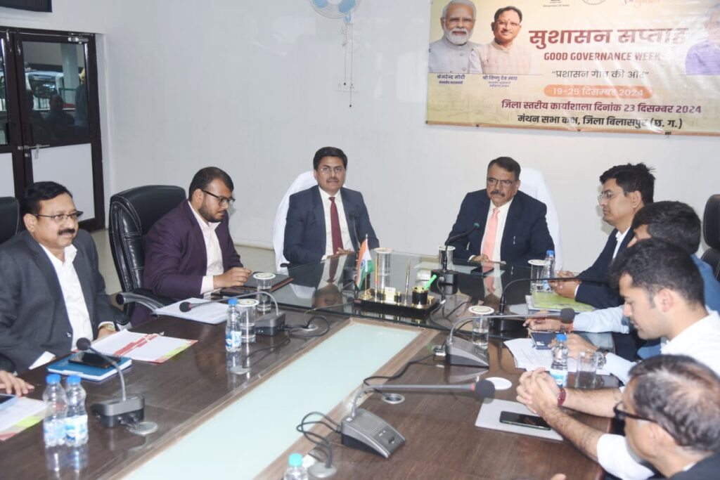 Dcgnews WhatsApp-Image-2024-12-23-at-6.29.18-PM-1024x683 बाईक एम्बुलेंस से वनांचलों तक स्वास्थ्य सुविधाएं: सुशासन का उदाहरण