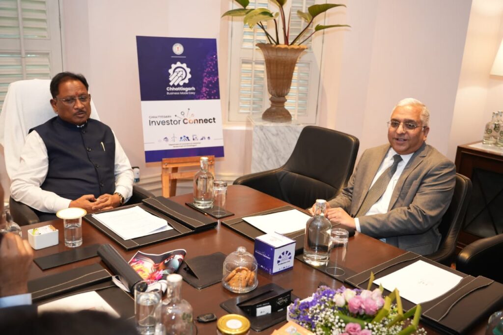 Dcgnews WhatsApp-Image-2025-03-26-at-4.27.13-PM-1024x682 मुख्यमंत्री विष्णुदेव साय ने बेंगलुरु में आयोजित इन्वेस्टर कनेक्ट मीट में उद्योगपतियों और निवेशकों से किया संवाद