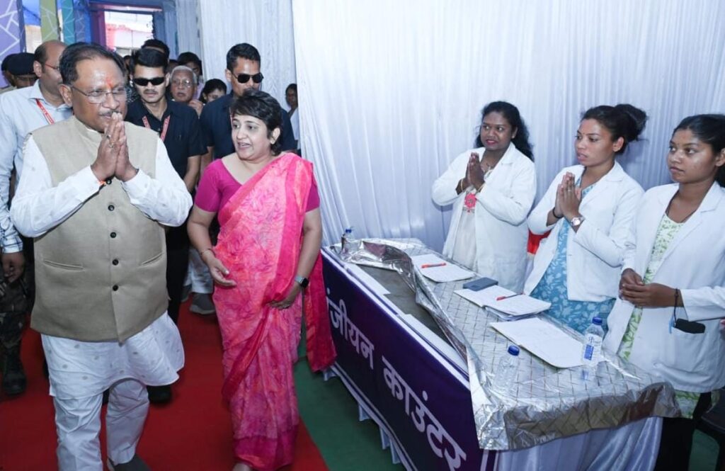 Dcgnews WhatsApp-Image-2025-04-07-at-6.20.14-PM-1-1024x665 मुख्यमंत्री श्री विष्णु देव साय ने सिकलसेल और थैलेसीमिया जागरूकता एवं एचएलए मैचिंग शिविर का किया शुभारंभ